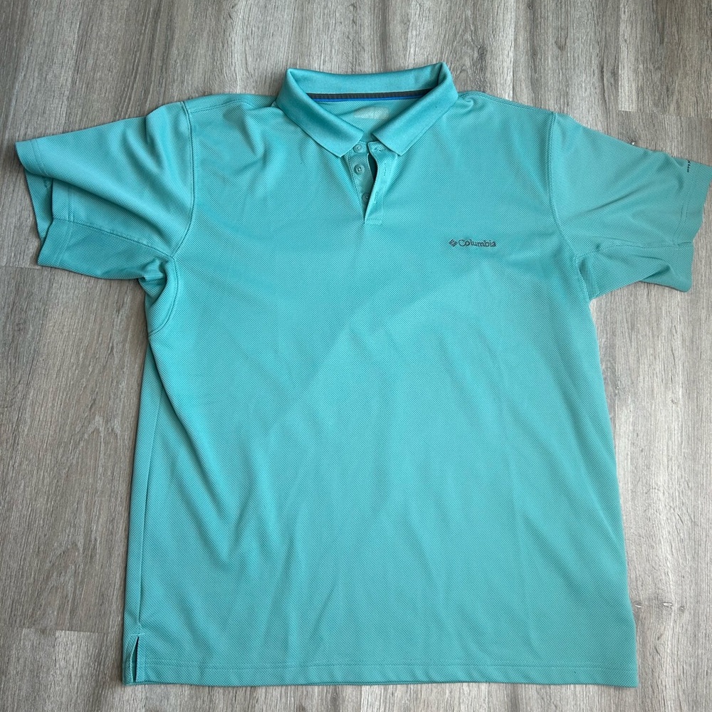 Columbia men’s X-Large polo
